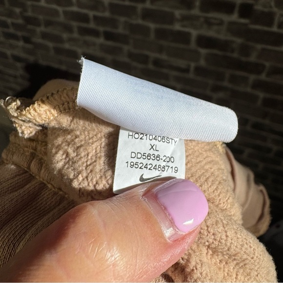 Nike Sportswear Essentials Fleece Curve Pants tan pockets sweatpants - Picture 11 of 11